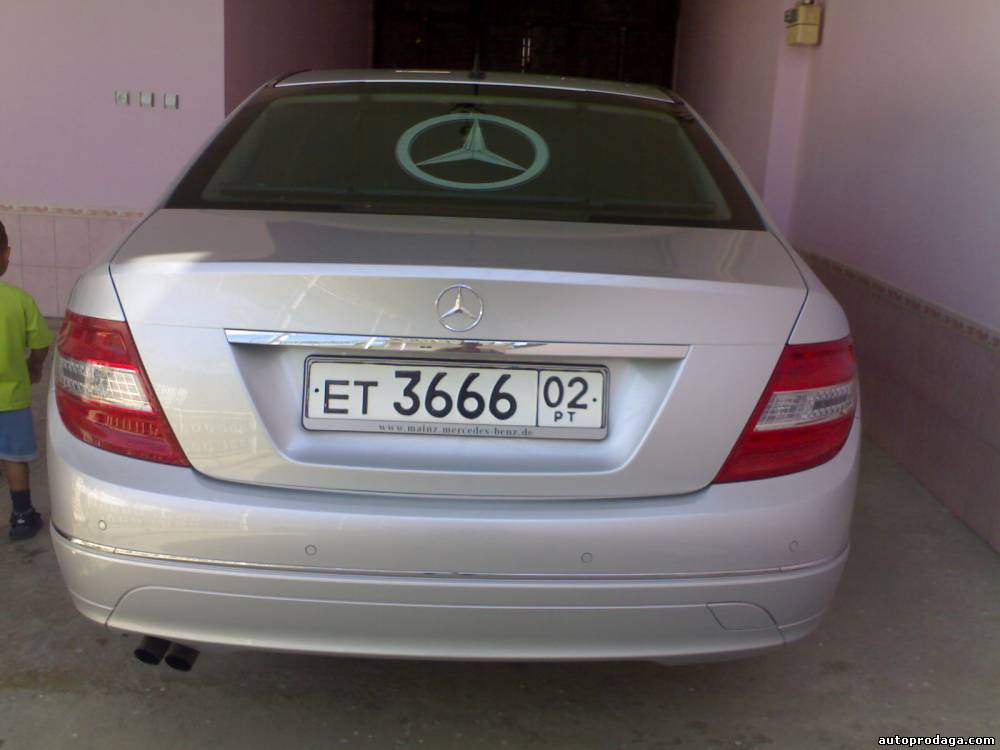 Исфара авто Mercedes C-Class 2008г.в 29 000$