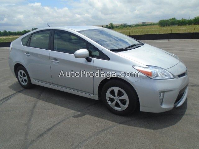 Urgent Sale Toyota Prius 2014, in excellent condition