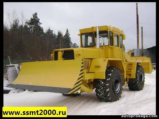 Универсальная дорожная машина К-702МВА-УДМ-Т.