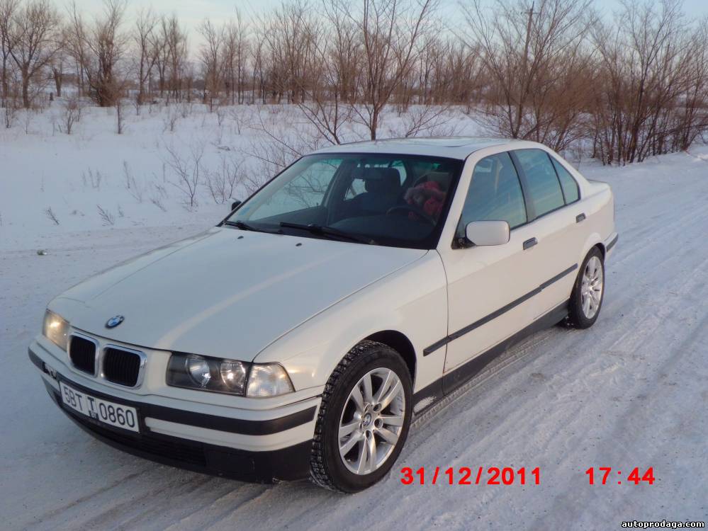BMW 318i, 1997  ПРОДАЮ